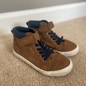 Boys' Brown High-Top Sneaker Boots